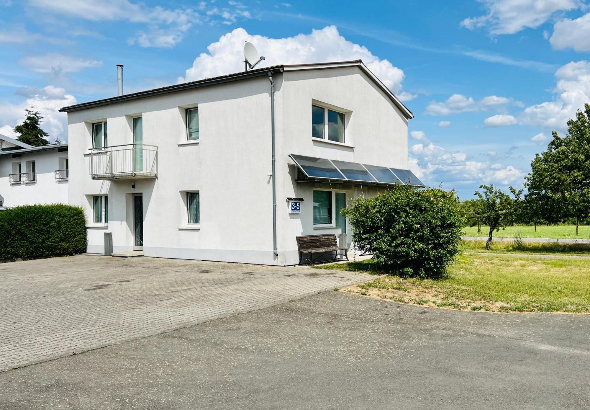 Handwerkerwohnung Naehe Frankfurt Karben Exterior foto